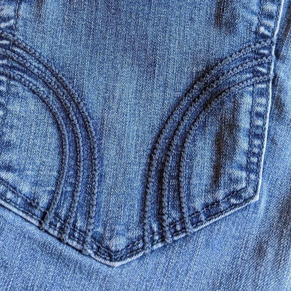 Hollister California Super Skinny High Rise Medium Wash Blue Jeans, Size W32 L31 - Picture 10 of 11